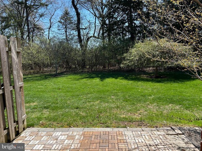 Building Photo - 29 Ramsgate Ct