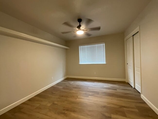 Building Photo - Updated Home In Established Northeast Fresno Neighborhood. Clovis Unified Schools!