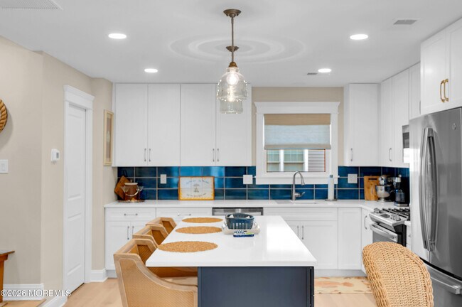 Building Photo - 27 Shell Rd