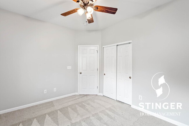 Building Photo - 46 Cedar Creek Cir