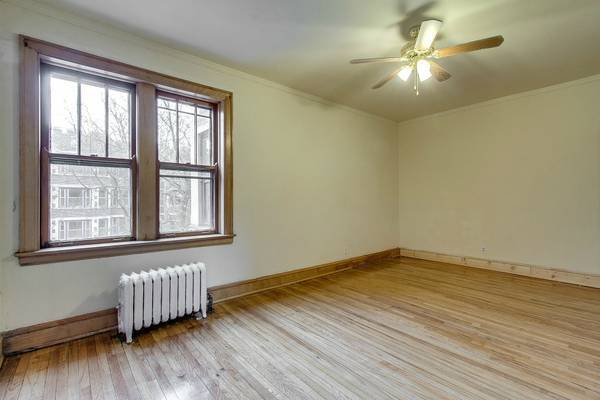 Building Photo - 1348-1350 E Hyde Park Blvd