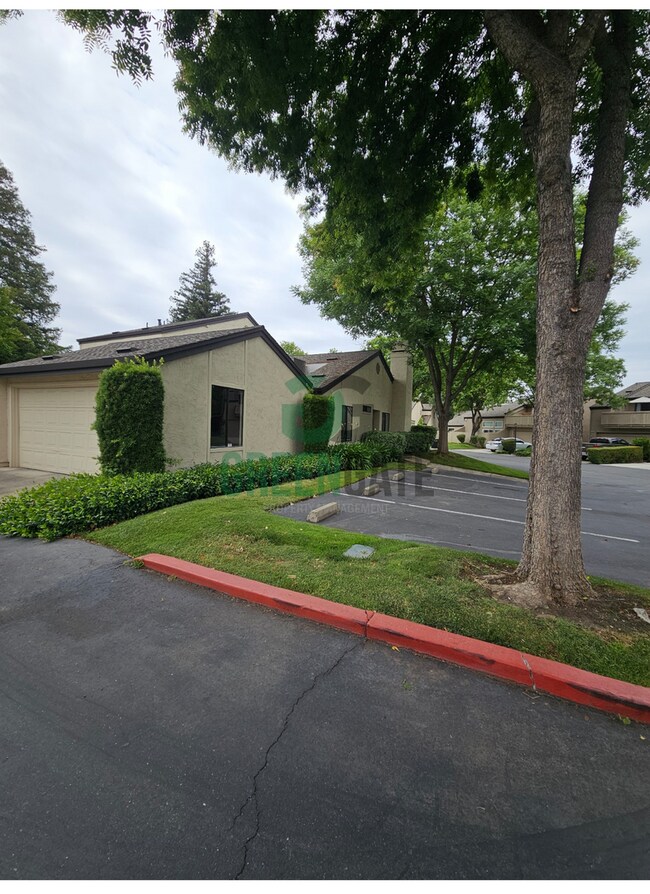 Building Photo - 1108 Cedar Creek Dr