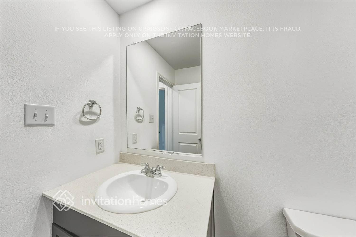 Building Photo - 5406 Longshadow Dr