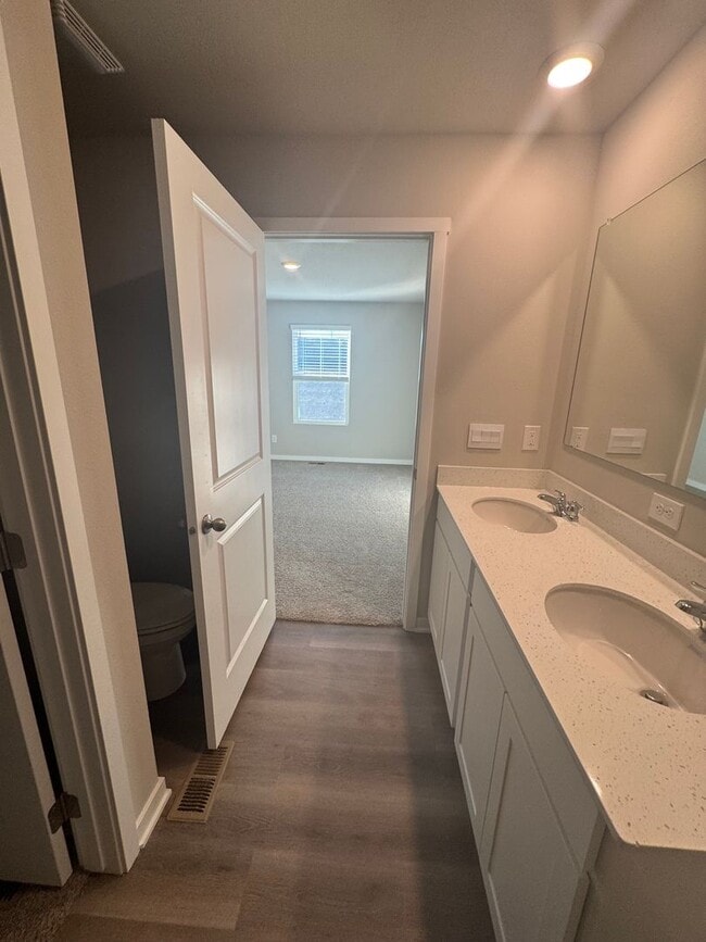 Building Photo - Your Dream Home Awaits in Gretna, NE!