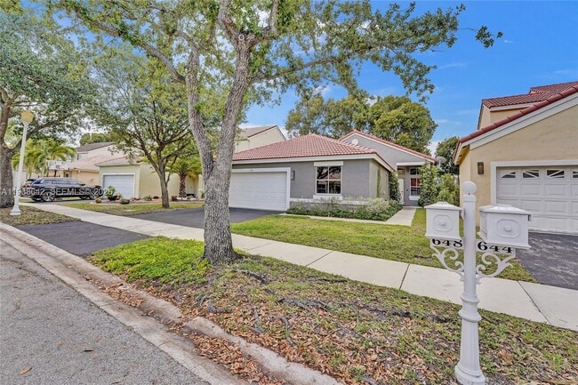 Building Photo - 648 Sand Creek Cir