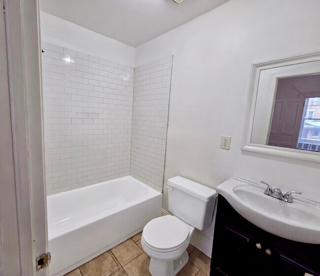 Building Photo - 1302 W Allegheny Ave