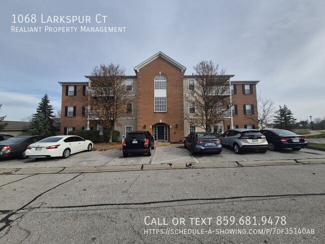 Primary Photo - 1068 Larkspur Ct