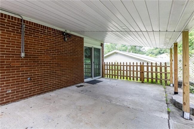 Building Photo - 117 Alpine Village Dr