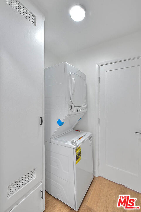 Building Photo - 3701 Coliseum St