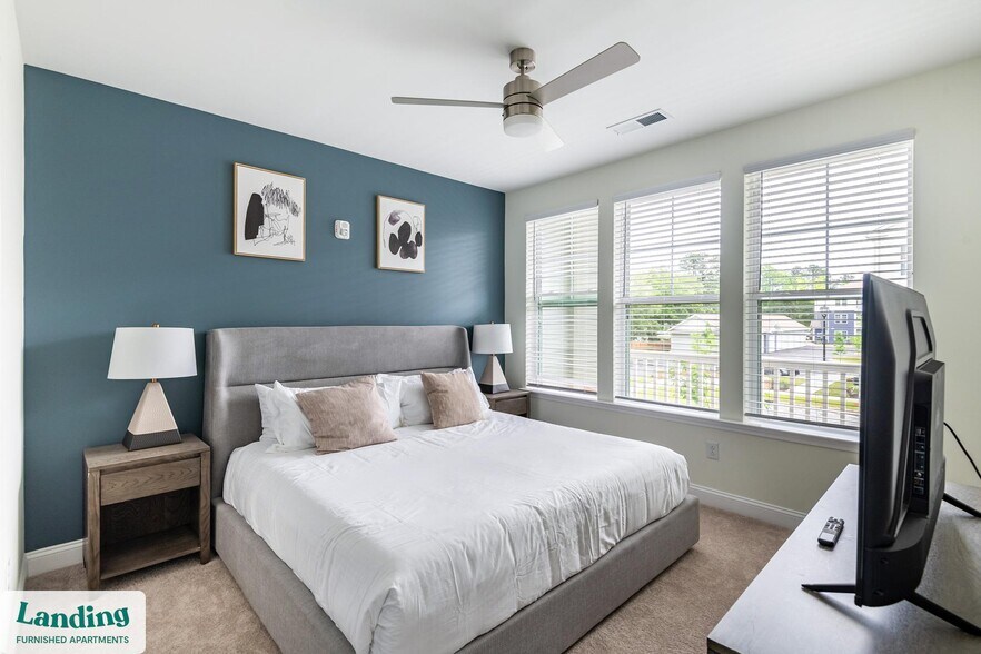 Building Photo - 135 Dresser Ln