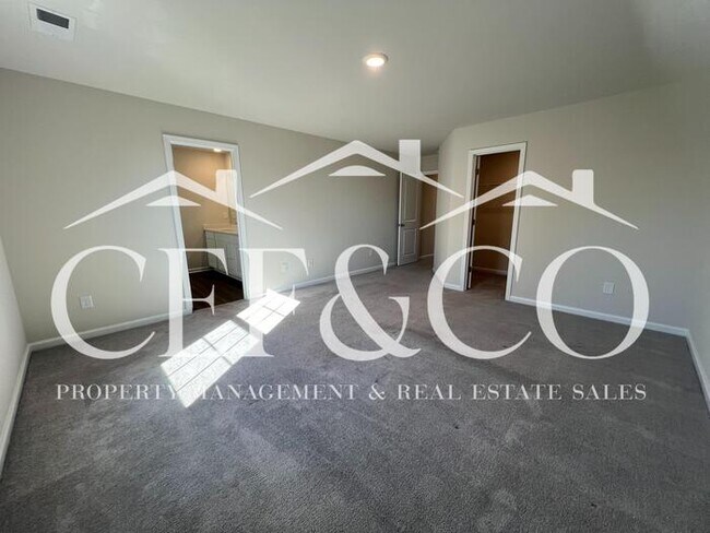 Building Photo - Spacious 5-Bedroom Home with Loft, 2-Car Garage & Neighborhood Amenities