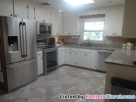 Building Photo - 5129 Tifton Dr