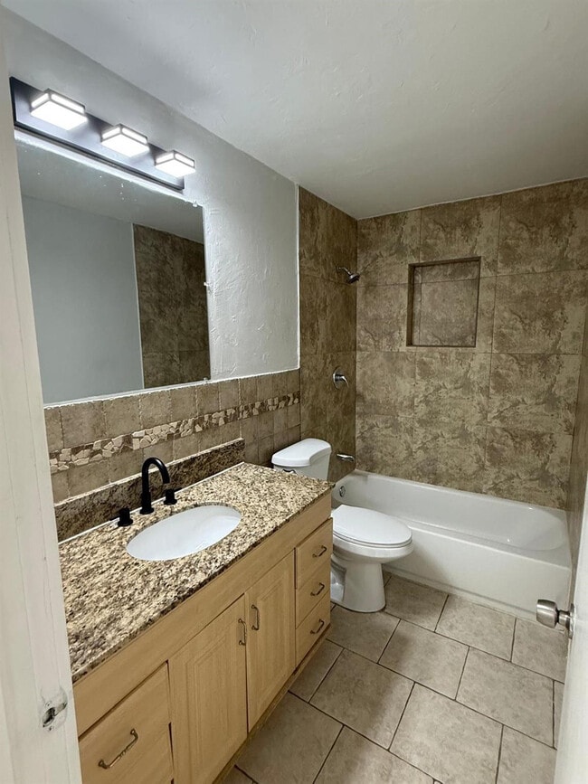 Building Photo - 4186 SW 48th Ct