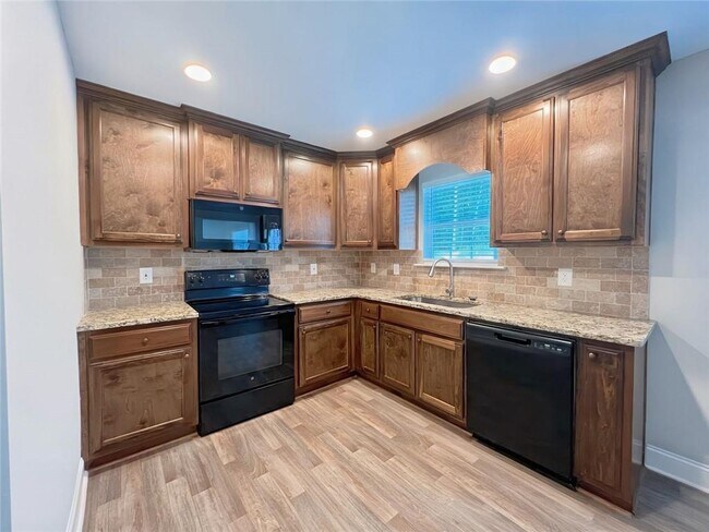 Building Photo - 5332 Lawson Lake Dr
