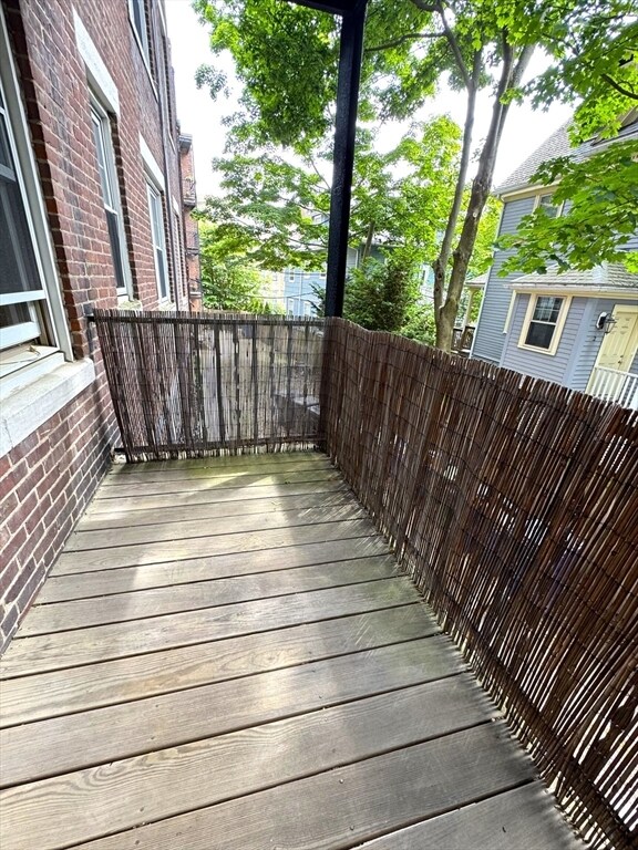 Building Photo - 52 Strathmore Rd