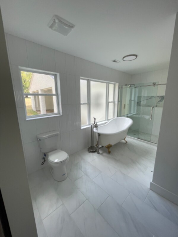 Building Photo - 423 W Main St