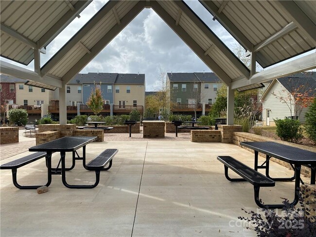 Building Photo - 4159 Millennium Ave