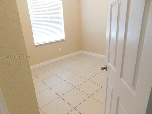 Building Photo - 21800 SW 184th Pl