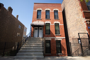 Building Photo - 1728 W 21st Pl