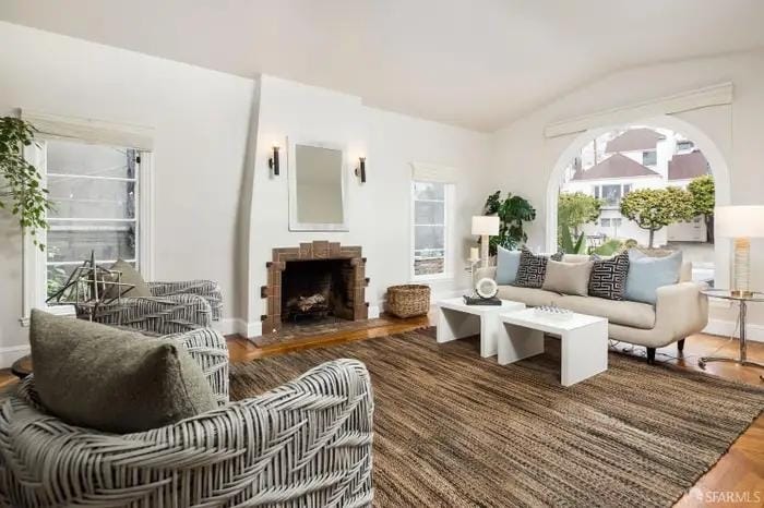 Building Photo - 245 Westgate Dr