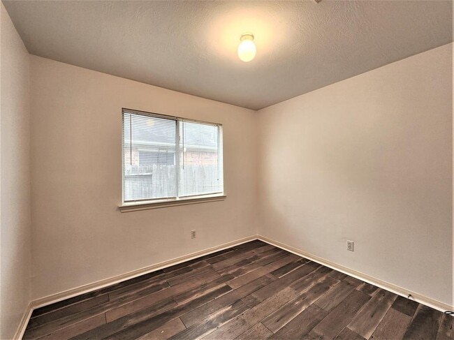 Building Photo - 4011 Teal Run Meadows Dr