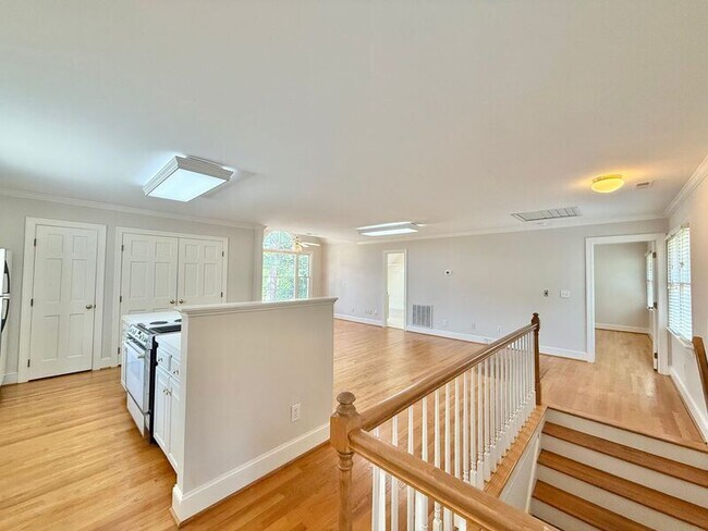 Building Photo - 1610 Ridge Rd