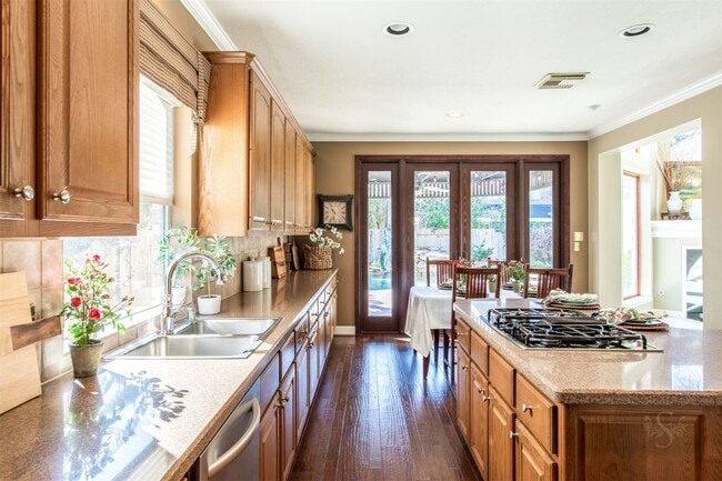 Building Photo - 22823 Roberts Run Ln