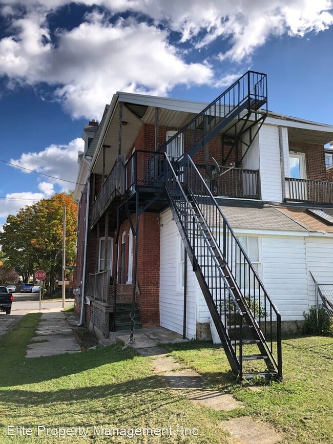 Building Photo - 3 br, 1 bath House - 600 Dallas St., Apt. 2