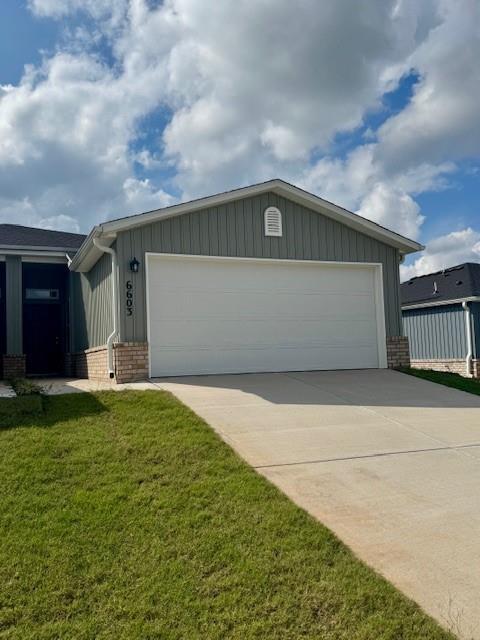 Building Photo - 6603 NW Gregory St