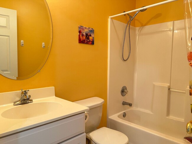 Building Photo - 3 Bedroom | 2.5 Bath Home in Holly Springs...