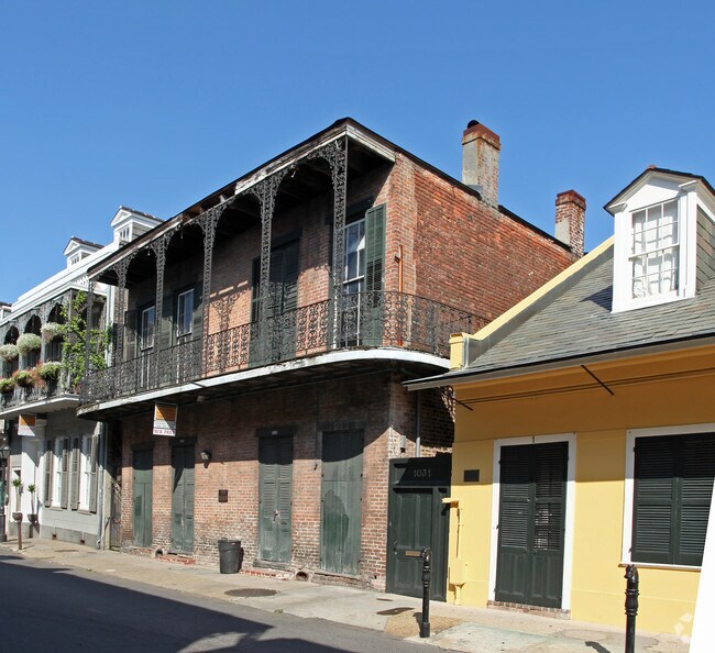 Building Photo - 1027 Chartres St