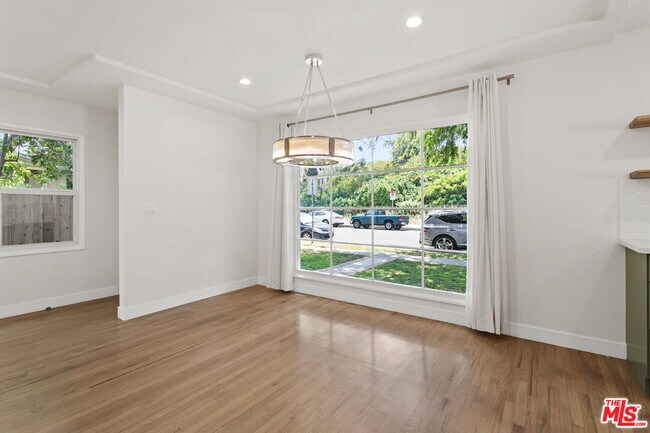 Building Photo - 11951 Bray St