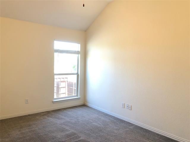 Building Photo - 1709 Oak Brook Ln