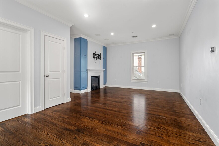 Building Photo - 74 Brookley Rd