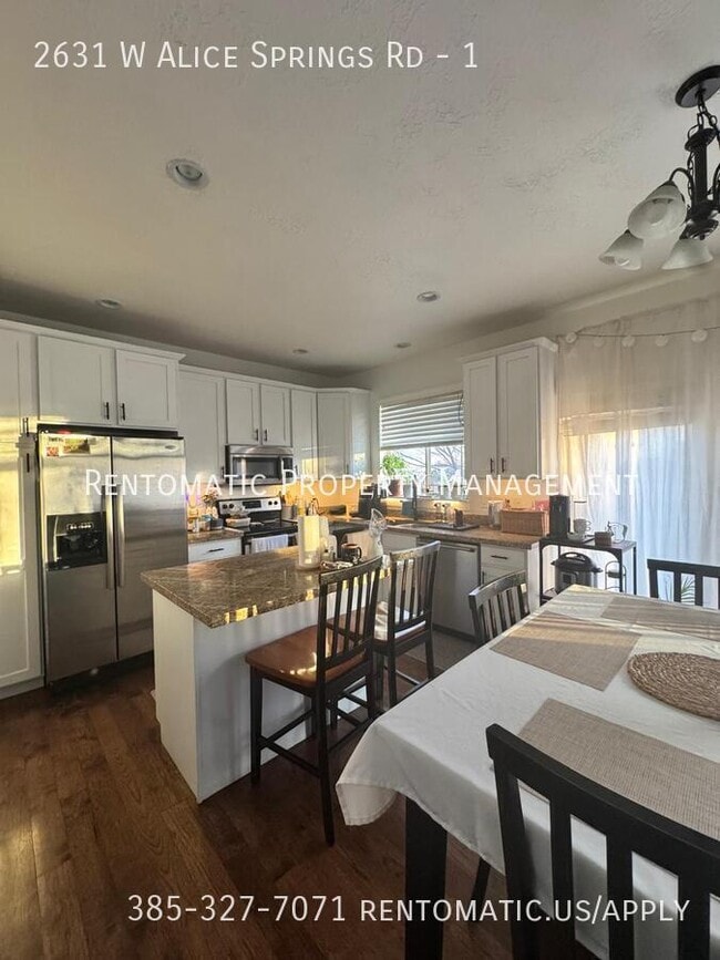 Building Photo - 2631 Alice Springs Rd