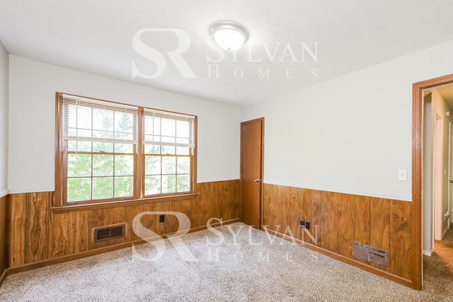 Building Photo - Lovely Home for You