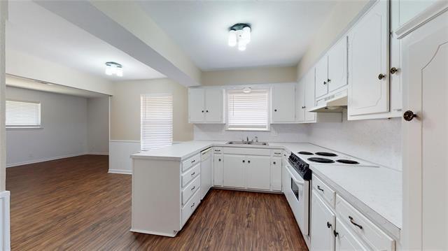 Building Photo - 1917 Yarborough Dr