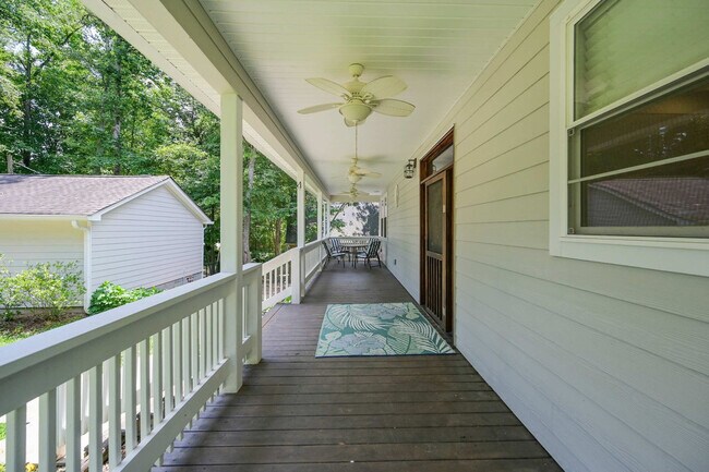 Building Photo - 138B Little River Run N