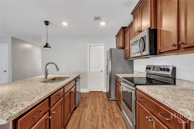 Building Photo - 43 Mossy Oak Cove