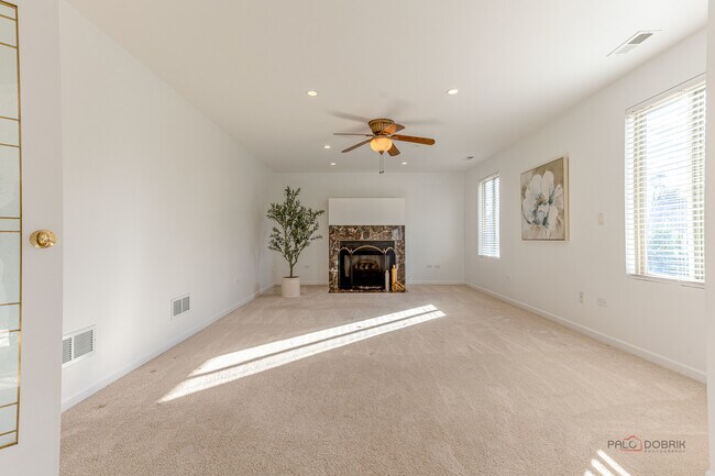 Building Photo - 20772 N William Ave