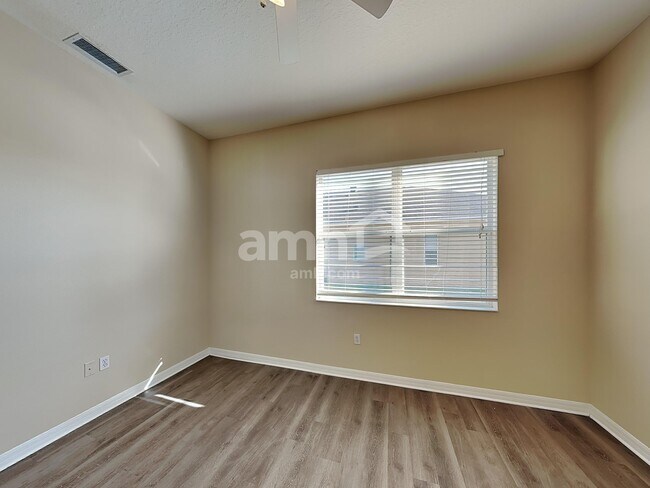 Building Photo - 8215 47th St Cir E