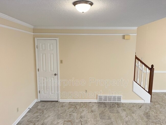 Building Photo - 4155 Tunbridge Pl