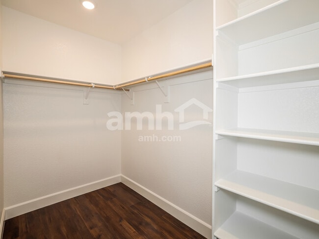 Building Photo - 6509 Enlightenment Dr