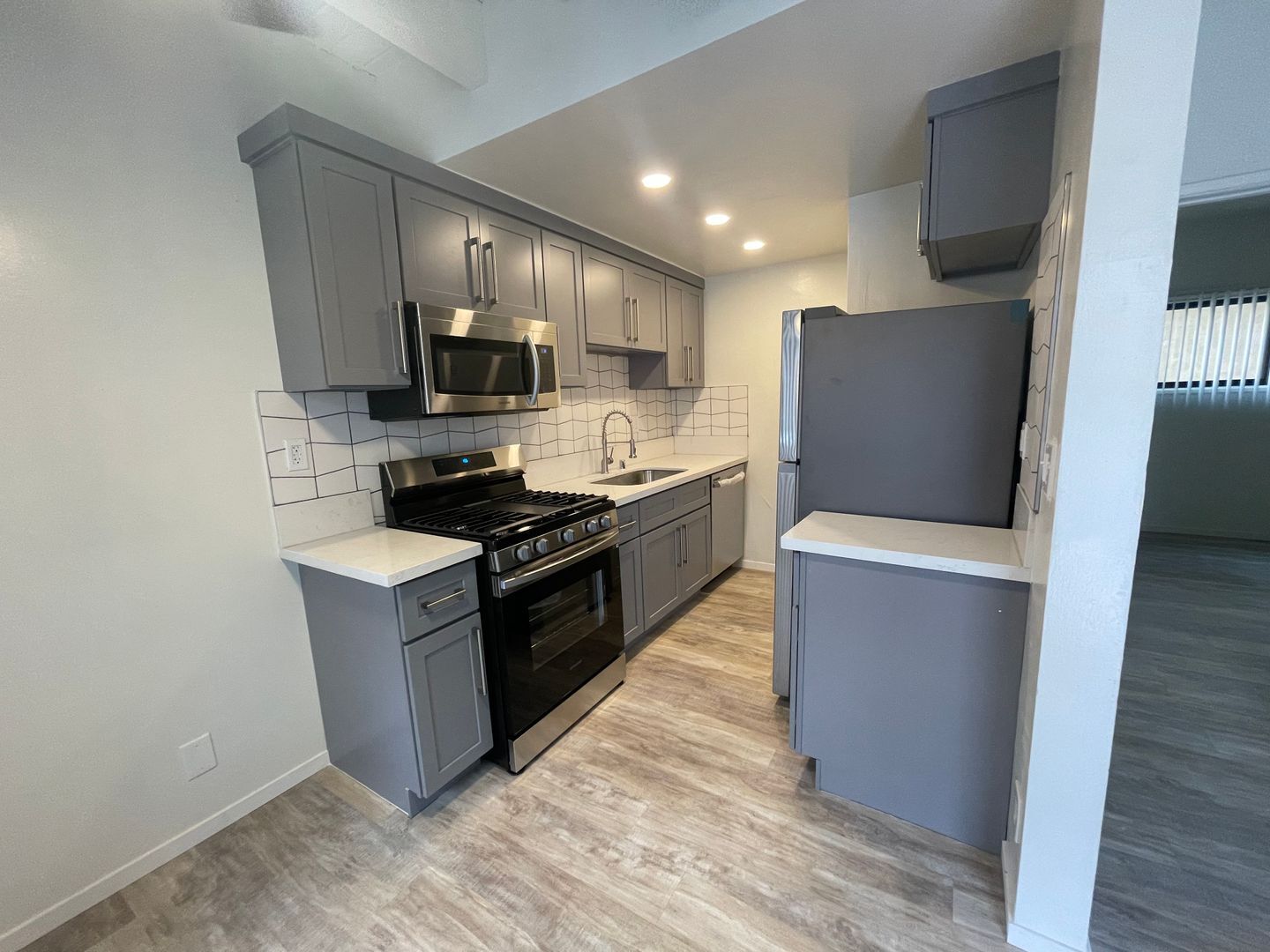 Building Photo - 3538 Keystone Av