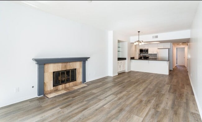 Building Photo - 11630 Warner Ave