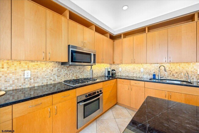 Building Photo - 7701 Atlantic Ave