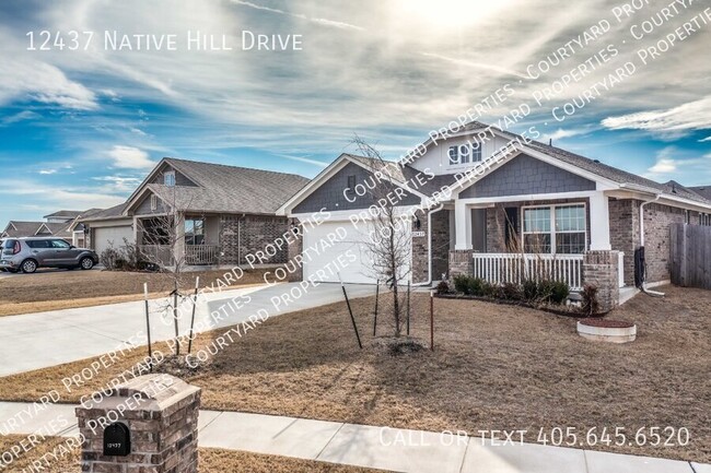 Building Photo - Stunning home in Choctaw