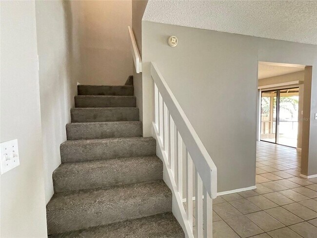 Building Photo - 687 Lake Dexter Cir