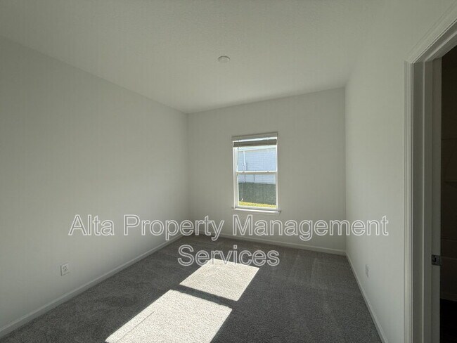 Building Photo - 8205 Horsebit Cir