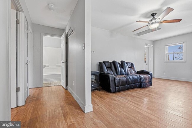 Building Photo - 1903 Wills Rd